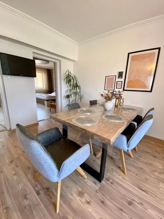 Home Sweet Apartment Xl Бік Екстер'єр фото